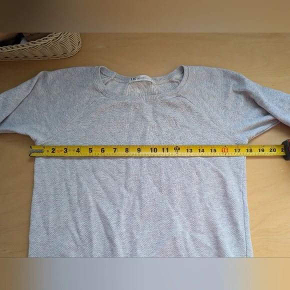 FIG Women Long Sleeve Waffle Texture Shirt Round Neck Size S Made In Canada - Picture 7 of 8